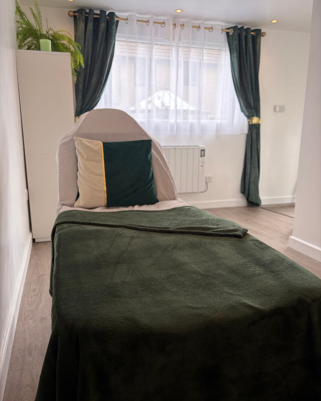 Reiki couch